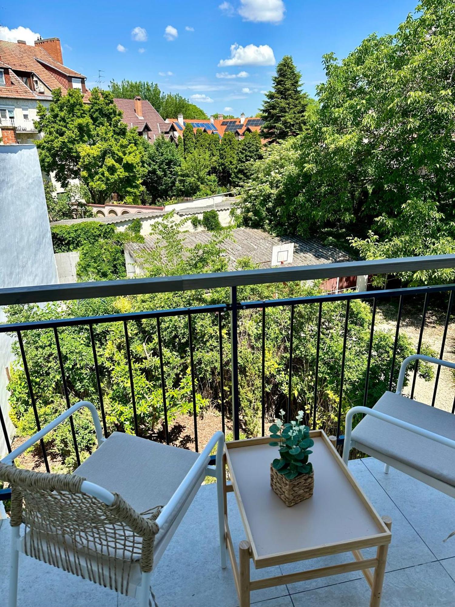Villa Antara Szeged Exterior foto